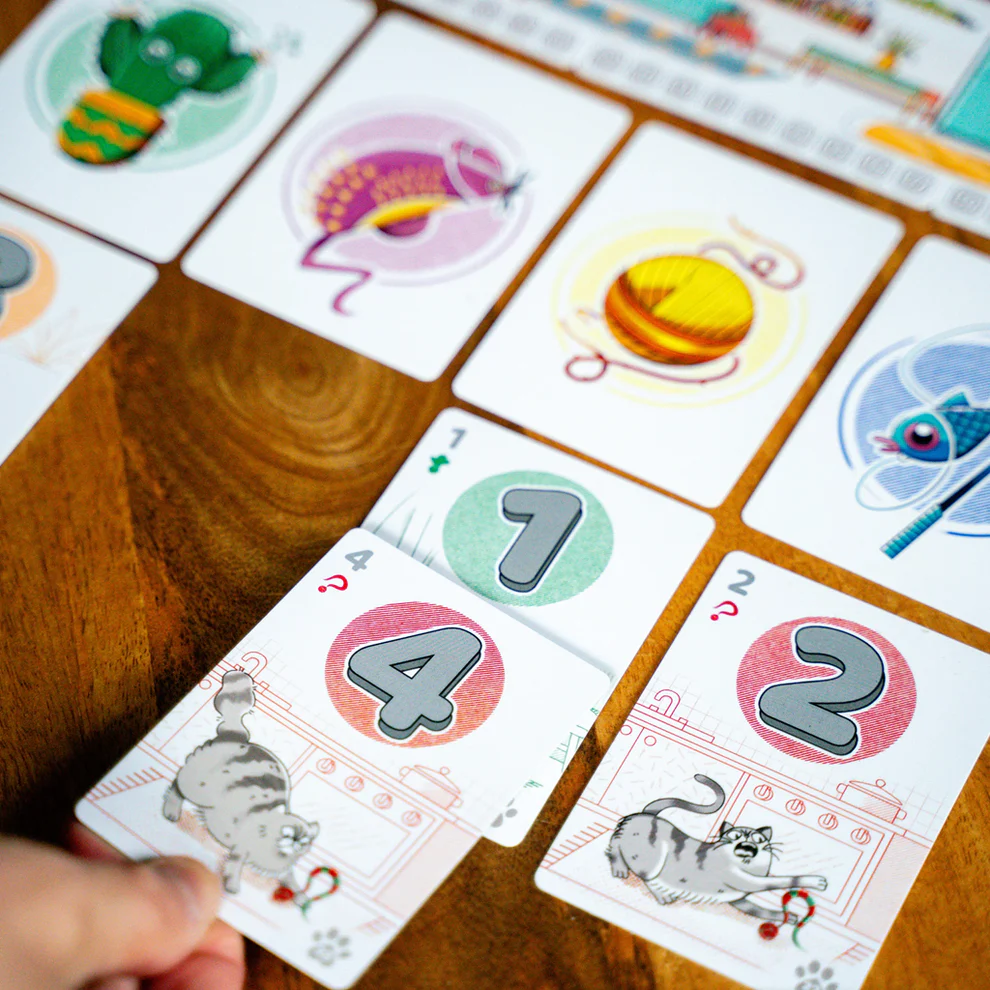 Cat Between Us - Imagen 8